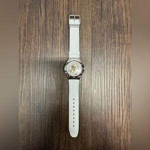 listing-status-banner